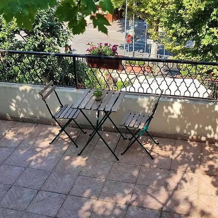 Amoroso'S House, Affittacamere Caramanico Terme Bagian luar foto